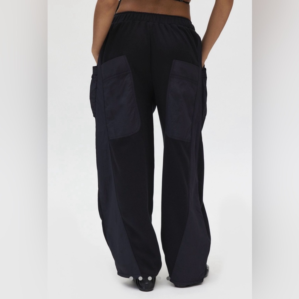 NWOT Urban Outfitters BDG Trish balloon jogger S - Picture 2 of 10